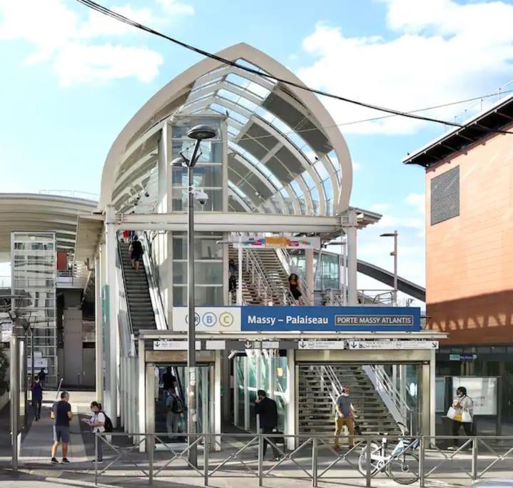 Superbe T2 Proche De La Gare Rer Tgv Massy Palaiseau Apartment Екстериор снимка