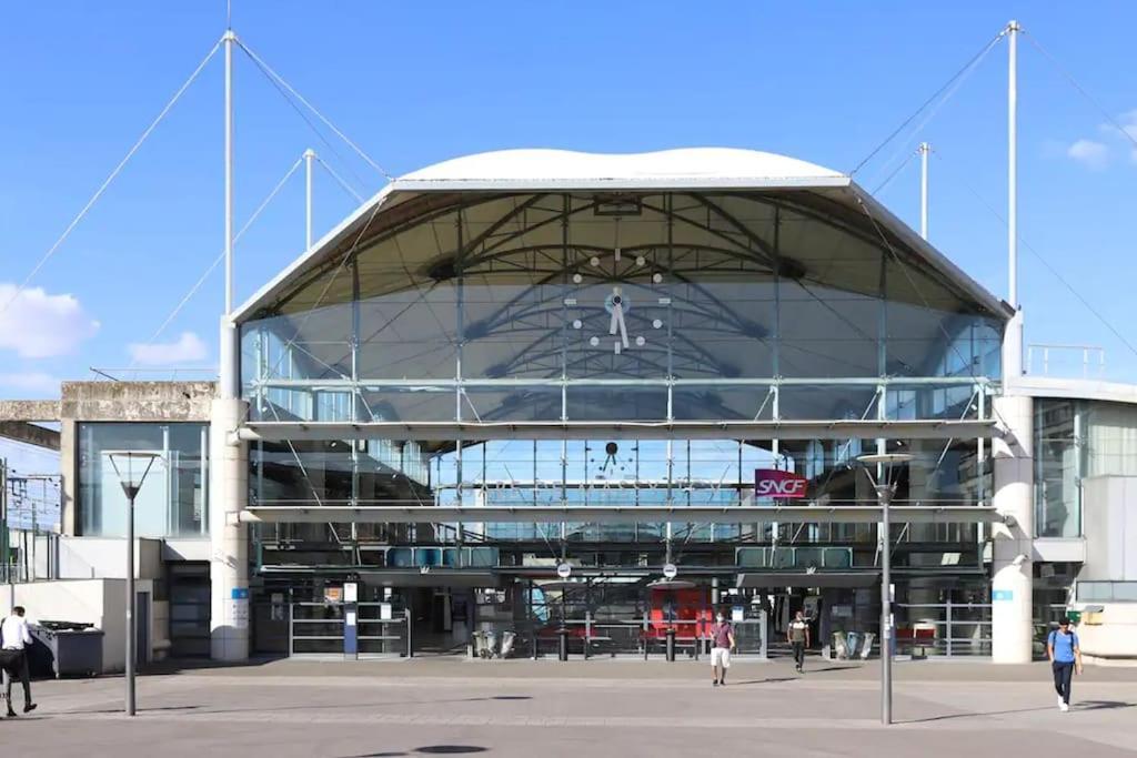 Superbe T2 Proche De La Gare Rer Tgv Massy Palaiseau Apartment Екстериор снимка