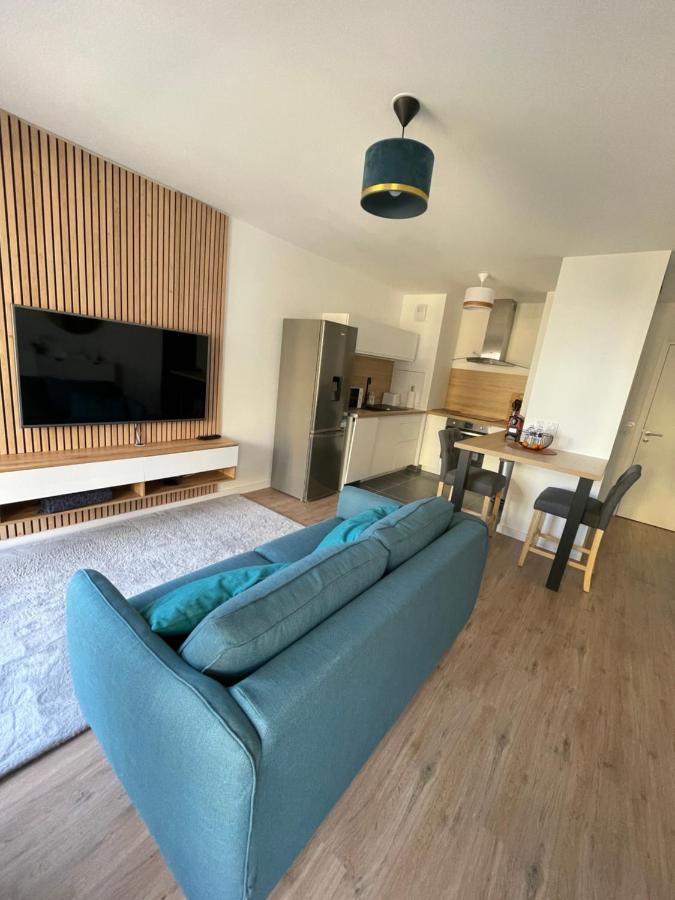 Superbe T2 Proche De La Gare Rer Tgv Massy Palaiseau Apartment Екстериор снимка